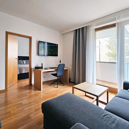 Old Town Plaza Apartment Krakau Buitenkant foto
